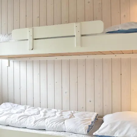 Four-bedroom In Hvide Sande Сasa de vacaciones