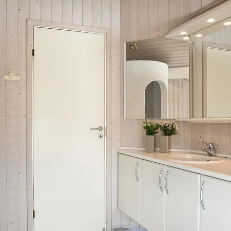 Сasa de vacaciones Four-bedroom In Hvide Sande