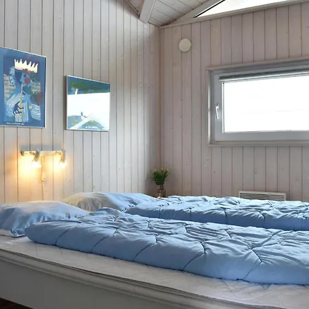 Four-bedroom In Hvide Sande Сasa de vacaciones Bjerregård