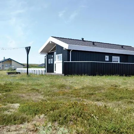 Сasa de vacaciones Four-bedroom In Hvide Sande